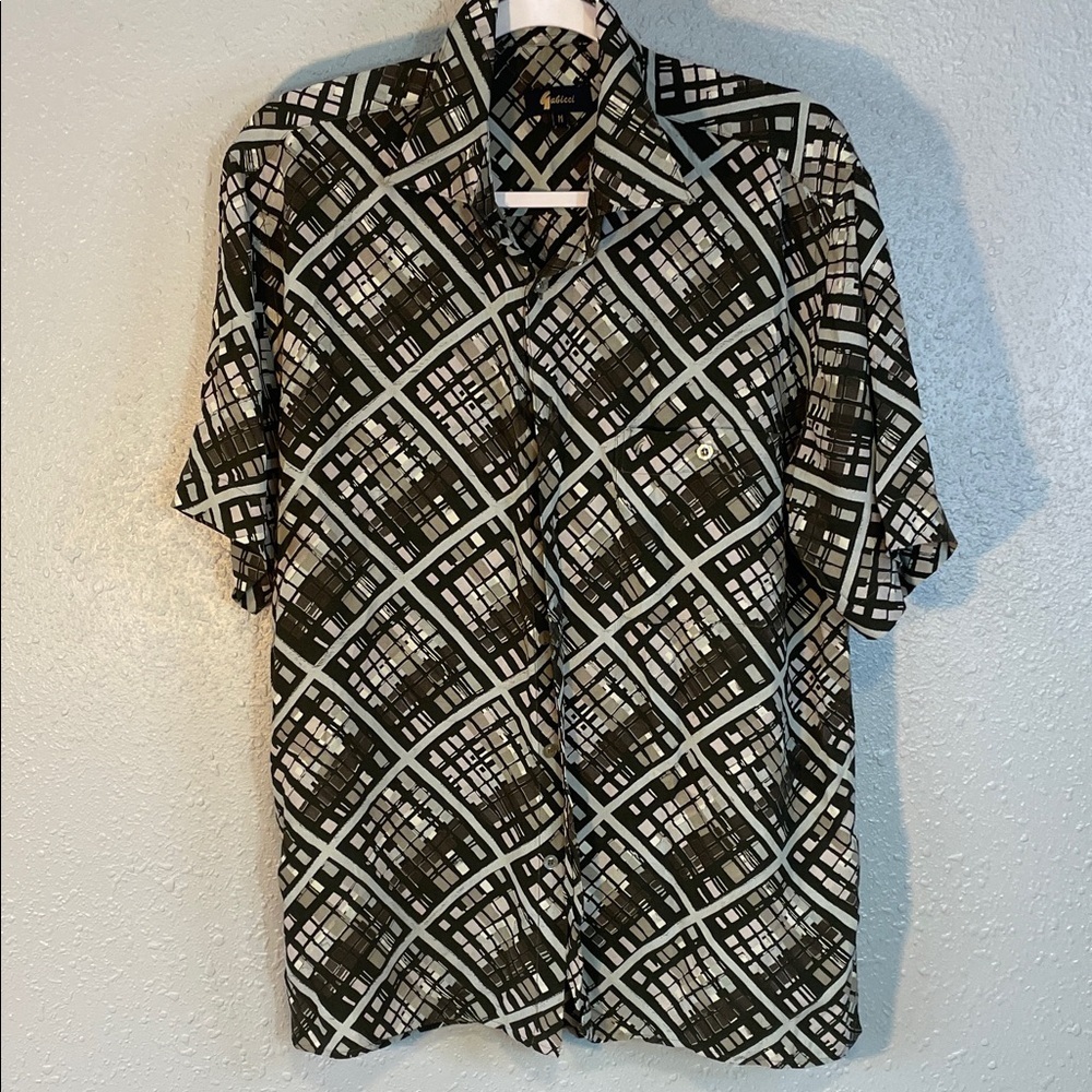 Vintage Gabicci Geometric Print Short Sleeve Button-Up Shirt – Size M